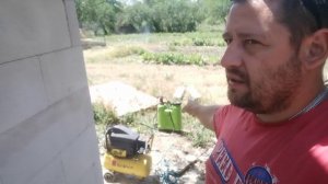 Я приступил к работе по оштукатуриванию стен сарая, а также к забою бройлеров и активной реализации