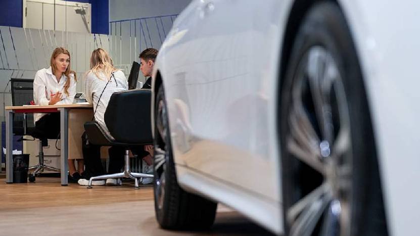 Автоэксперт назвал риски покупки недорогих новых автомобилей