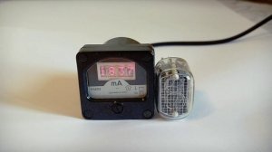 Часы на индикаторе ИПВ72А-4/5х7Л . Аlso known as HDSP2010 from HP