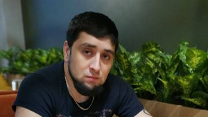 В Сургуте местный блогер держит льва на заброшенном участке в ужасных условиях !!!