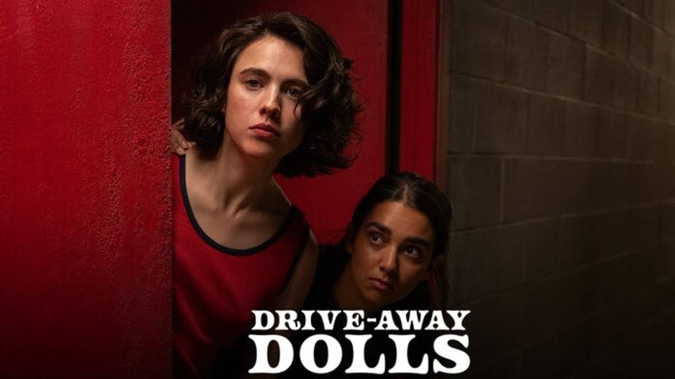 Красотки в бегах (2024) / Drive-Away Dolls