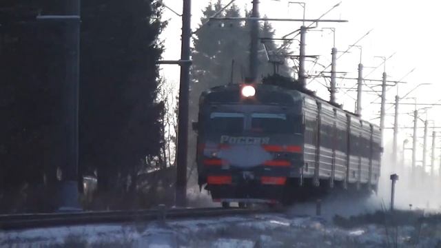 ЭР2Т - 713804 на участке  Мариенбург - Пудость