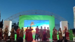 "Эх Россия, горя не знай!", поёт Театр русской песни Алёны Ларькиной!