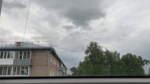 Walking through the beautiful village: вечереет, тучи хмурятся