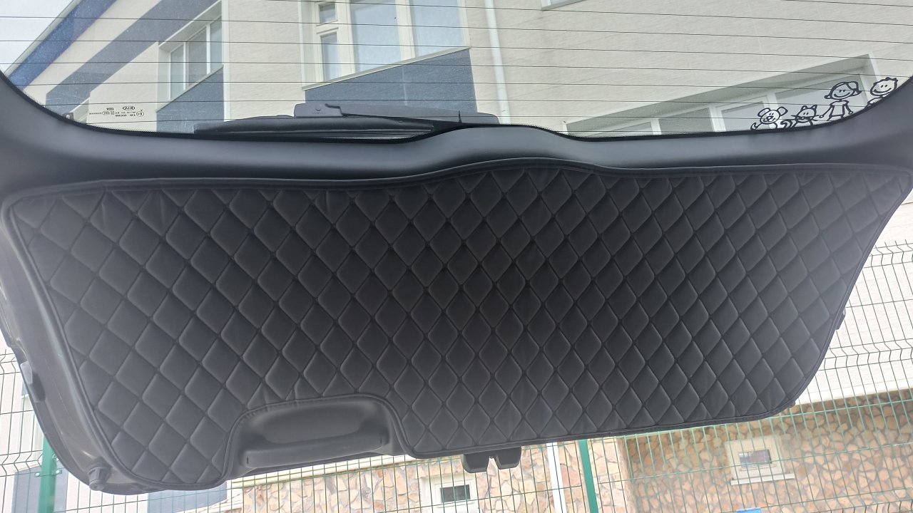 Защита для пластика пятой двери KIA SORENTO PRIME