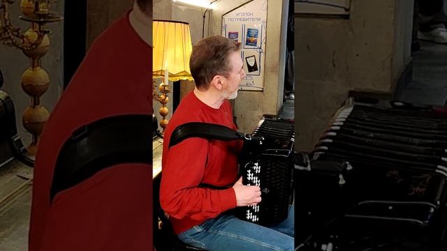 Смуглянка, без неё никак