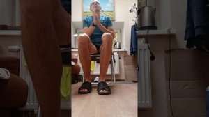 Выполнение упражнения "Стульчик".