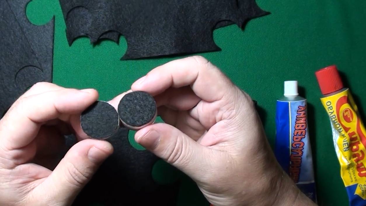 Чем и как подклеить фишки для нард смотреть онлайн