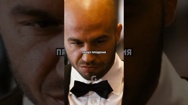 Официант заступился за больного мужчину в ресторане!