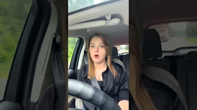 Украинка негодует и подозревает, что шайка кокаинового  уничтожает страну.   Вы скоро эту стран...