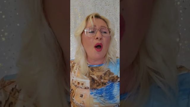 А НАД РЕЧКОЮ  ТУМАН