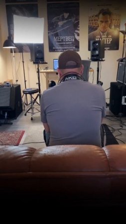 записали вокал для одной песни 😉