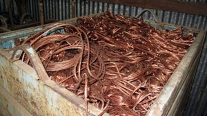 РАЗОБРАЛ СЕМЬ ХОЛОДИЛЬНИКОВ! СКОЛЬКО ВЫШЛО МЕДИ?