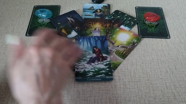 Что вам нужно знать прямо сейчас? Таро онлайн