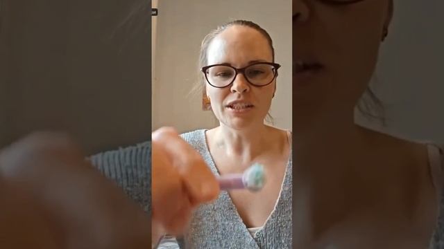🔥КАК ВЫБРАТЬ ЗУБНУЮ ЩЁТКУ ДЛЯ ПЕРВЫХ ЗУБОВ?