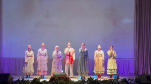 "Слава Богу, за всё!", поёт Народный ансамбль русской песни "Золотой ларец"!