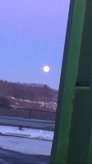 Некий Мэтт Беланд оказался очевидцем взлета с естественного спутника Земли нло
