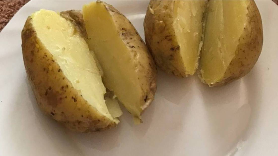 Картошка за 6 минут в микроволновке.