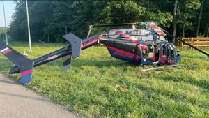 Вертолет совершил жесткую посадку в Адыгее