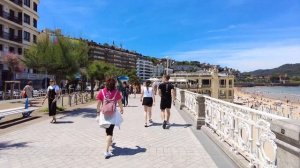 San Sebastian/Donostia, Spain.  Walking Tour Along the Bay