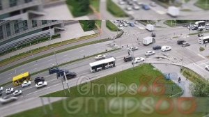 в Сургуте водитель Порше у001мк86 в Сургуте остановил рейсовый автобус с пассажирами