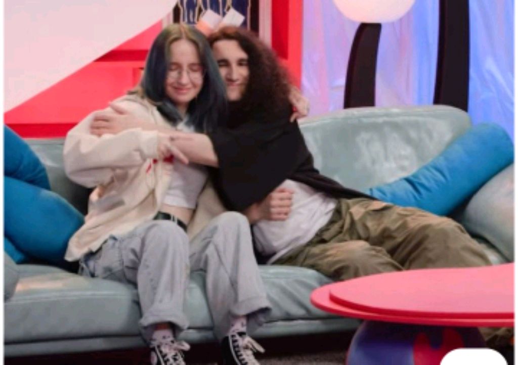 ... смотреть онлайн