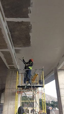 черновой слой шпатлевки по бетонну на потолок