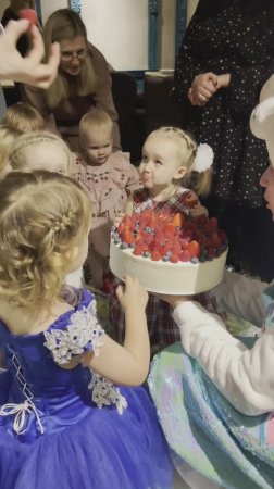 Тортик 🍰🎄🍰🎄🍰🎄🍓🍓🍓🍓#2,9