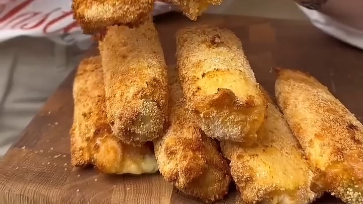Сытные хрустящие Трубочки...🌯🧀😋    Рецепт в описании ✍️