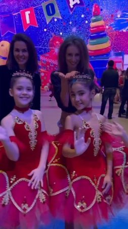 Marlen за кулисами перед выступлением на международном конкурсе в Москве