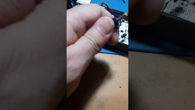 Зарядное устройство для электросамоката Kugoo m4 pro. 54.6V 2A GX16-3p. Переделка для своих нужд.