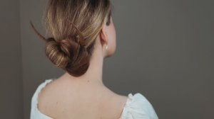 Красивая и простая прическа своими руками.
