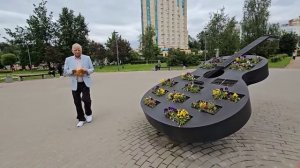 Понаехали тут! Индиец ориентируется в СПб лучше чем я. С мужем на Проспекте Ветеранов и Нарвской.