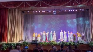 "У Сафона", "Заплетися плетень", поёт Театр русской песни Алёны Ларькиной!