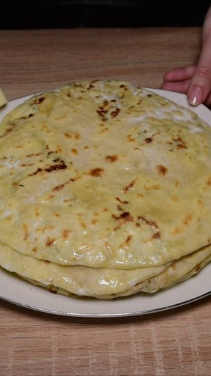 ХЫЧИНЫ С СЫРОМ