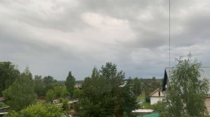Walking through the beautiful village: елки, ели и тучи хмурятся