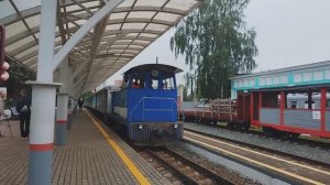 Детский ВЛОГ Полюша с подружкой катаются на поезде на Горьковской детской железной дороге