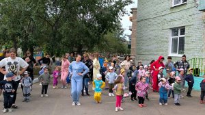 Семейная утренняя гимнастика