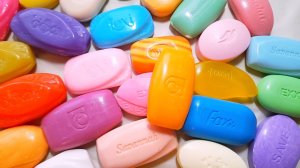 АСМР. ШУРШАНИЕ УПАКОВКИ. РАСКЛАДЫВАЮ КРАСОЧНОЕ МЫЛО.