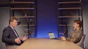 20.05.2025 интервью к книге Галины Стороженко «Игры, в которые играют топы»