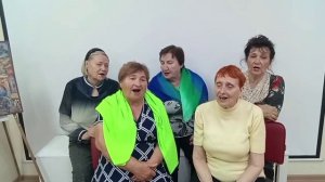 Песня: "Подари мне платок"...
