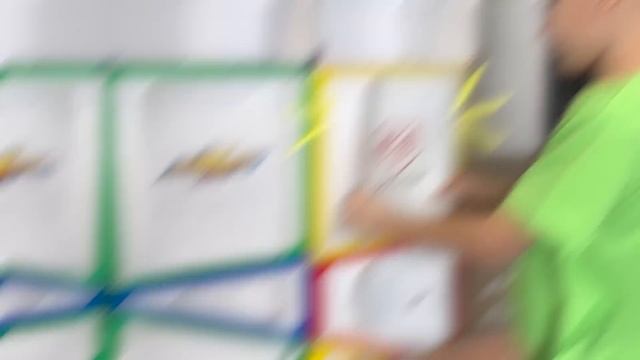 Марк находит новые машины с загадочными коробками смотреть онлайн