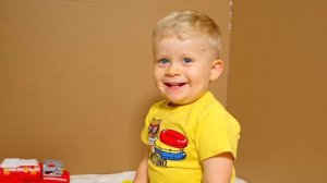 Диана и Рома ( Diana Roma ) - Диана Рома и Оливер играют Прятки в Коробках Челлендж