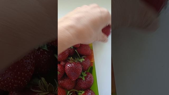 Какой самый вкусный сорт клубники?