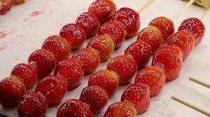 Клубничные конфеты - корейская уличная еда