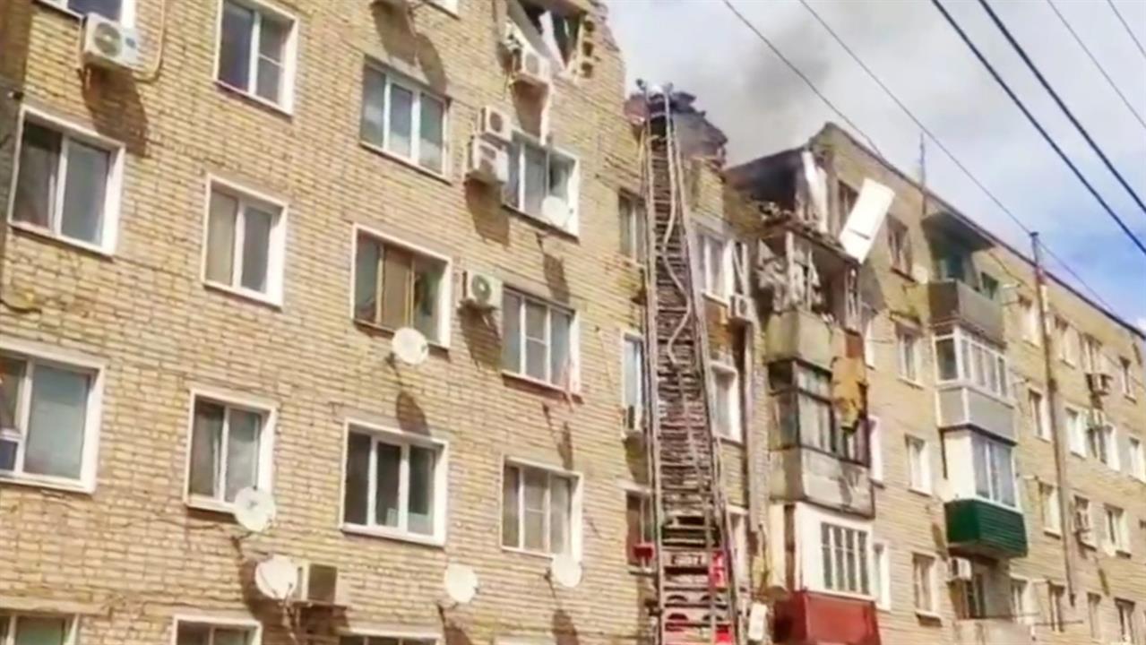 Бусаргин: в результате взрыва газа в многоэтажке в Ершове жертв нет