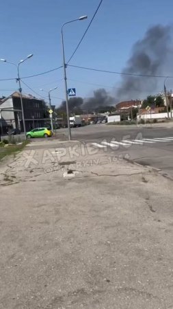 В сети публикуют видео прилётов по Харькову, Украина.