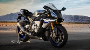 Yamaha YZF-R1M — легальный MotoGP для улиц. Почему он так крут?