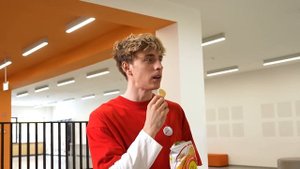 Актер Дмитрий Гриневич в гостях у Влада А4