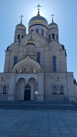 Храм в городе V